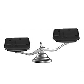 3M™ グラスバブルズによるは、様々な熱可塑性樹脂（PP、PA6、PA66、PUR）において、炭酸カルシウムなどの従来のフィラーと比較して、部品の重量を15%も削減するのに役立ちます。