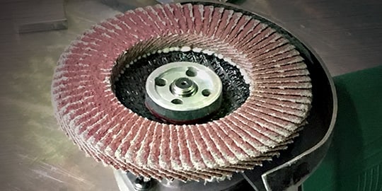 愛用して頂いている3M™セラミックディスク957A
