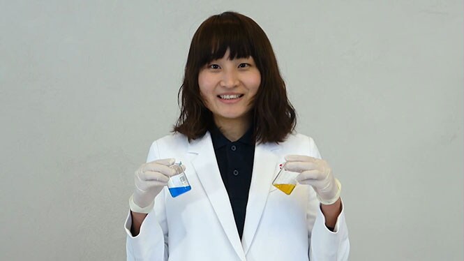 緑色の液体をあるフィルターに通すといったい何色になる？
