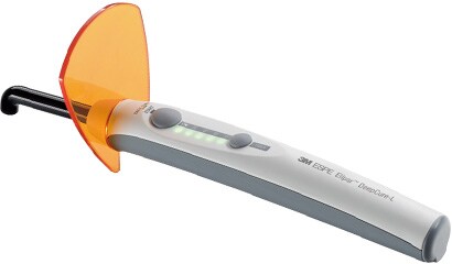 エリパー™ ディープ キュア LED 光重合器
