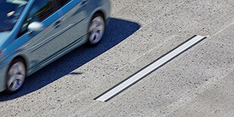 高性能な路面標示の利点(3Mの路面標示材を際立たせている3つの重要な特長) -高いコントラスト
