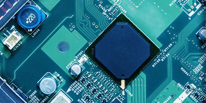 車内の電子制御ユニット（ECU）
