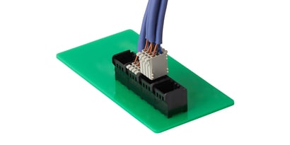 省スペース化を実現する省工数小型センサー用コネクタ
