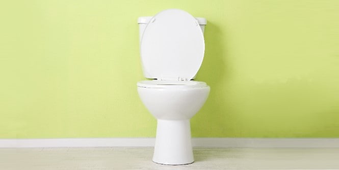 トイレ清掃の衛生対策
