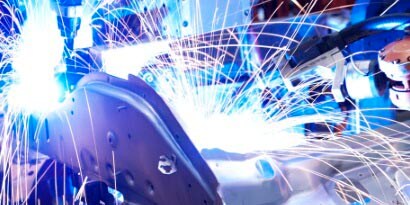 製造業における新たなイノベーションが、あなたの車の機能性を変える。 