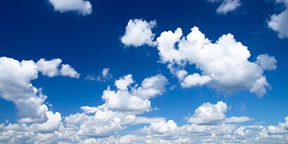 天気の良い青空
