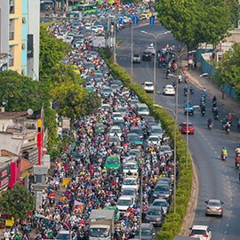 アーバンモビリティの課題：交通渋滞、限られたスペース、リソースなど