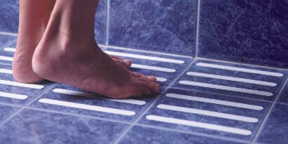 素足で歩行する場所
