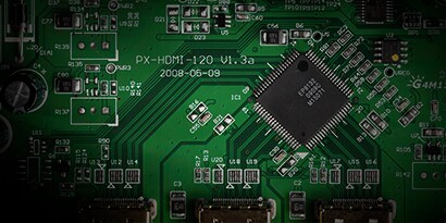 電子制御ユニット
