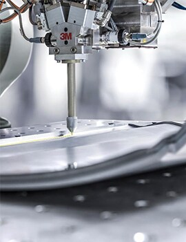 構造用接着剤の自動塗布