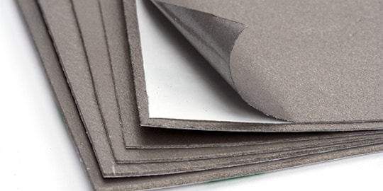 EMIアブソーバー
