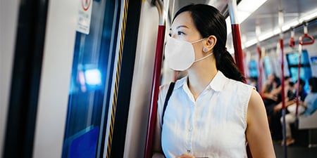 日々の暮らしで、空気中の粒子を吸い込むリスクを減らすことができます。
