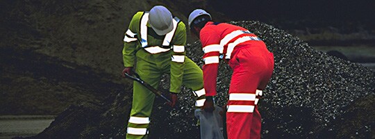 ユニフォーム、反射ベスト、一般衣服、小物類
